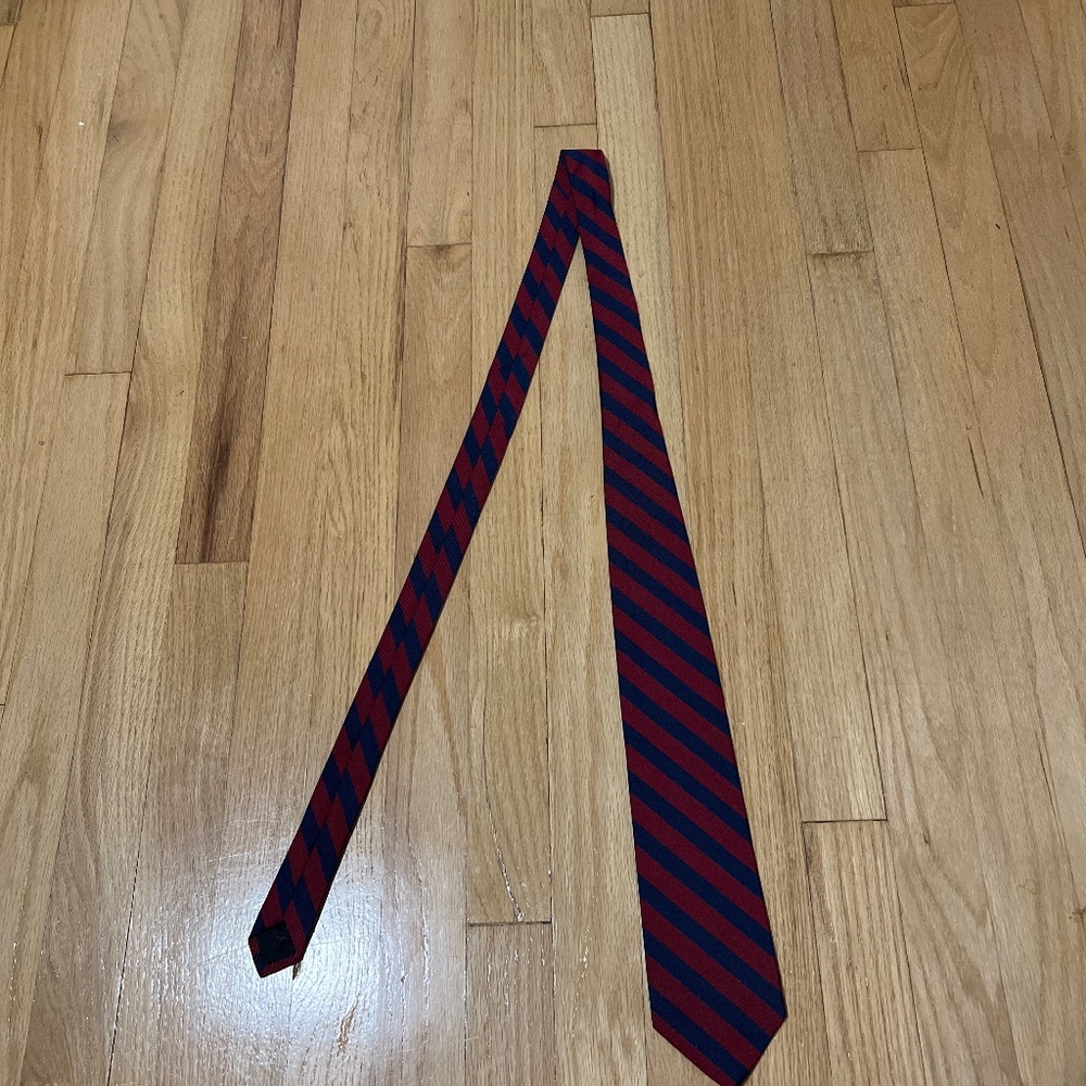 Men’s silk tie
